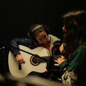 Escola de Guitarra no Colégio Andrade Corvo